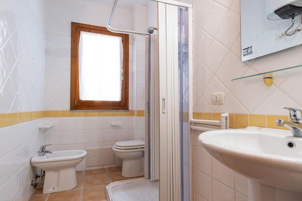 Luisa Sunny House Apartment Santa Maria Navarrese Exterior photo