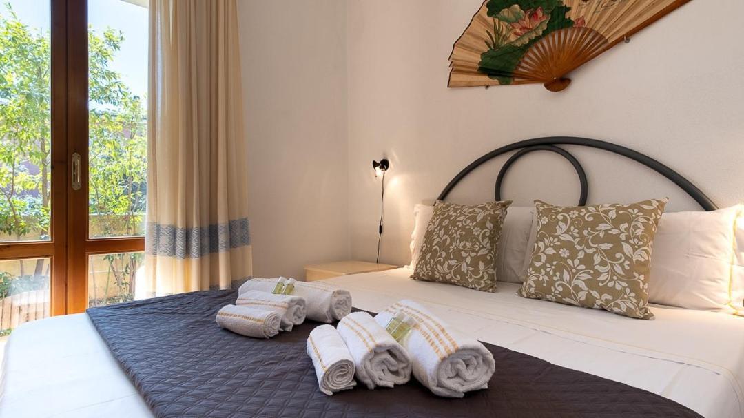Luisa Sunny House Apartment Santa Maria Navarrese Exterior photo