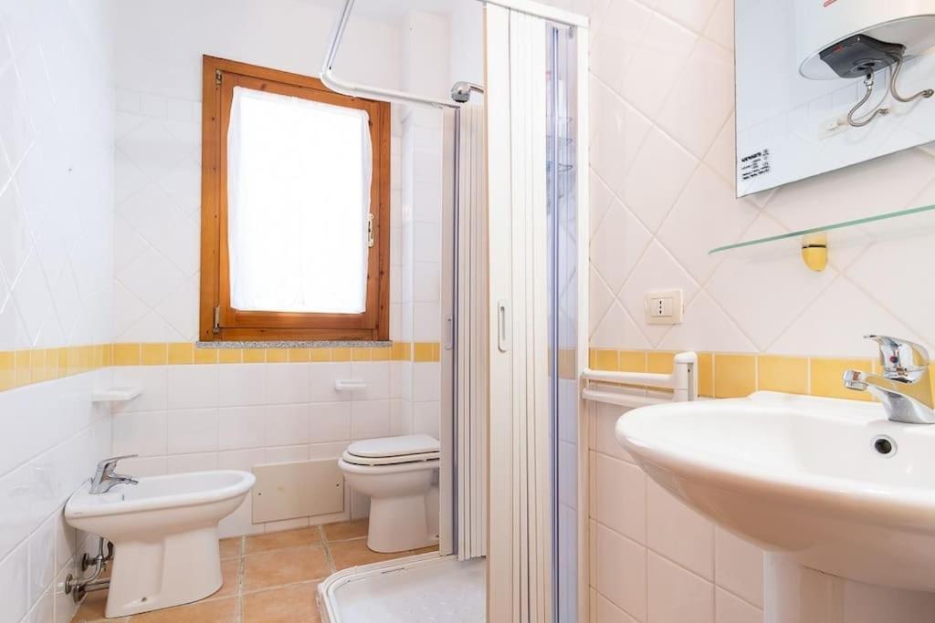 Luisa Sunny House Apartment Santa Maria Navarrese Exterior photo